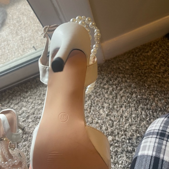Chanel slingback pearl vintage heels size 6 - Picture 7 of 14